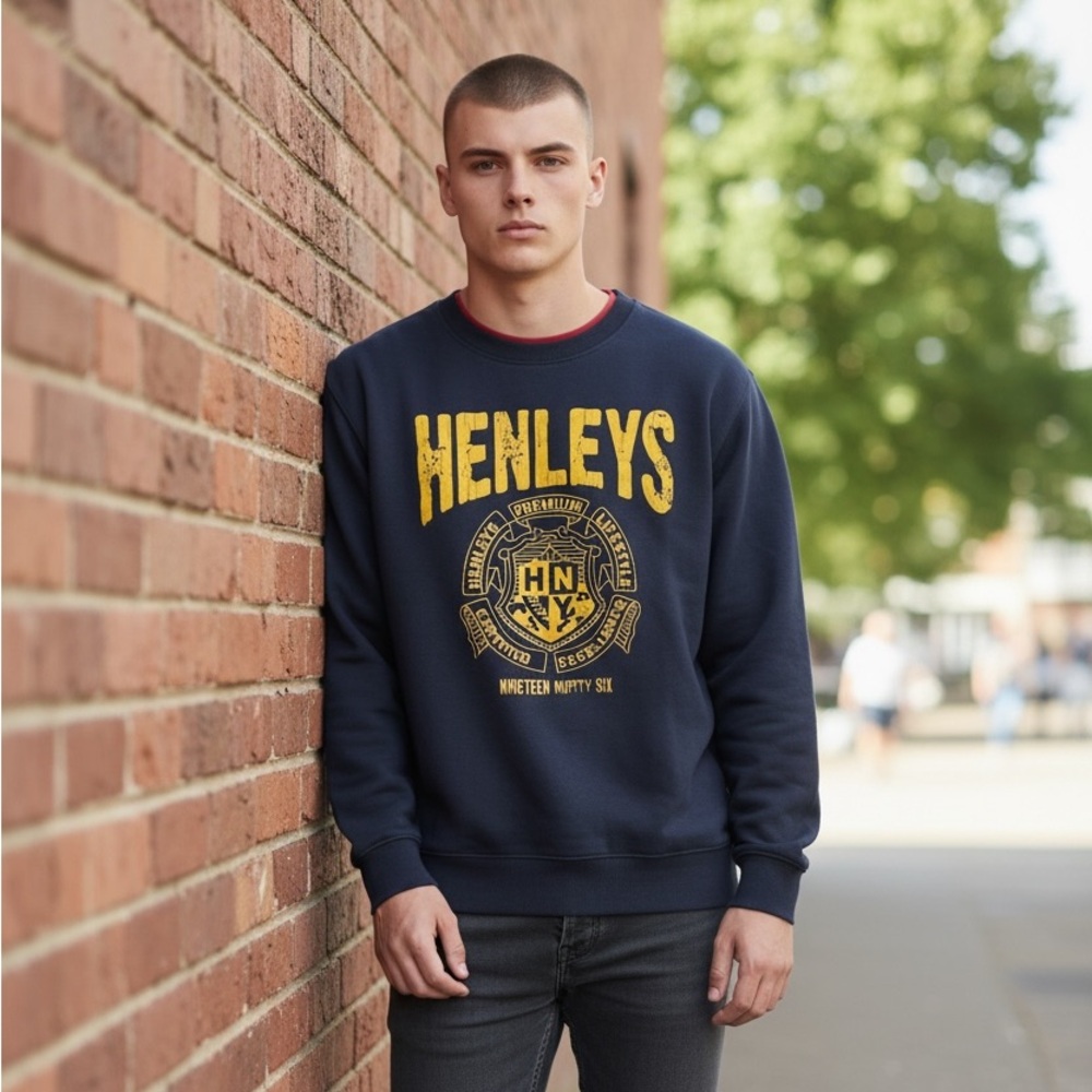 Henleys Manchester Navy‎ Graphic Crewneck Sweatshirt Sz L Spell Out Distressed